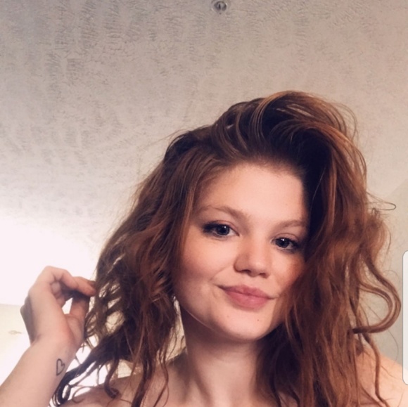 Meet your Posher, Dakota - Picture 1 of 1